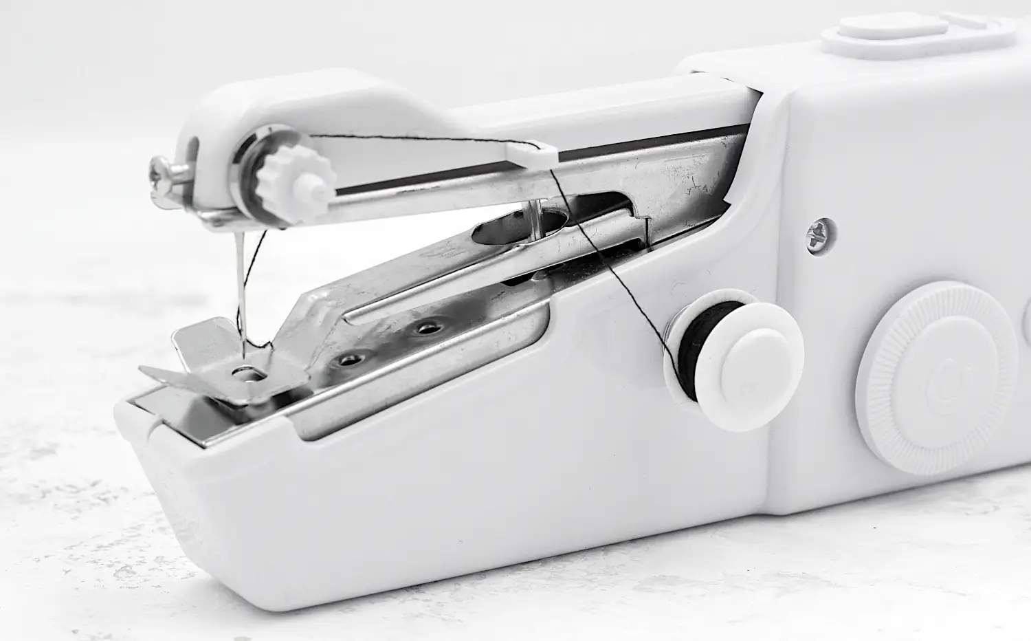 sewing with an handheld sewing machine